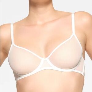 Skims ULTRA FINE MESH UNDERWIRE SCOOP BRA | MARBLE